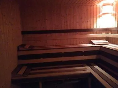 Хотел и престиж- чарк *