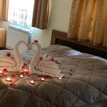 Hotel и 